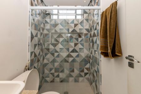 Casa à venda com 220m², 3 quartos e 2 vagasBanheiro