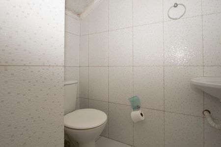 Casa à venda com 220m², 3 quartos e 2 vagasBanheiro de Serviço