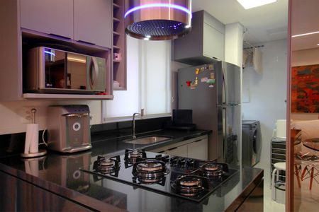 Apartamento para alugar com 132m², 2 quartos e 2 vagasCozinha