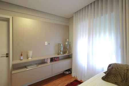 Apartamento para alugar com 132m², 2 quartos e 2 vagasSuite 2