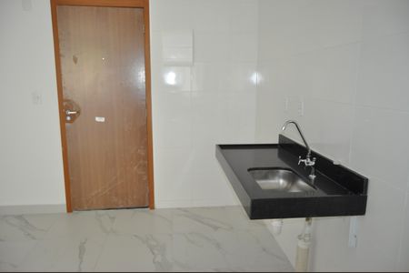 Apartamento à venda com 40m², 2 quartos e sem vagaSala/Cozinha