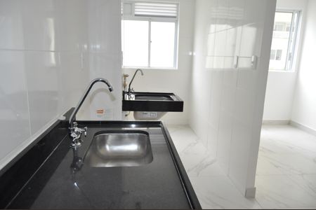 Apartamento à venda com 40m², 2 quartos e sem vagaSala/Cozinha