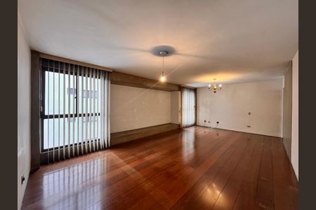 Apartamento à venda com 120m², 3 quartos e 1 vagaSala