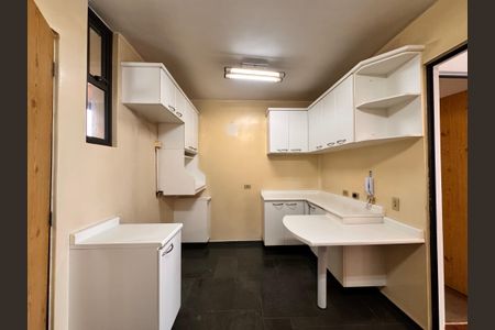 Apartamento à venda com 120m², 3 quartos e 1 vagaCozinha