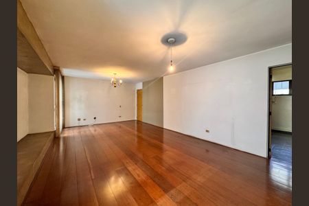 Apartamento à venda com 120m², 3 quartos e 1 vagaSala
