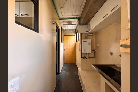 Apartamento à venda com 120m², 3 quartos e 1 vagaÁrea de Serviço