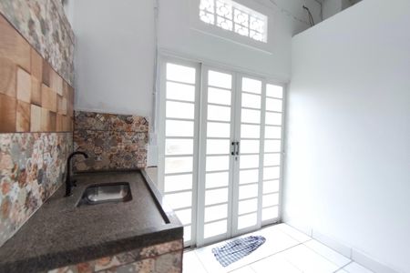 Casa para alugar com 30m², 1 quarto e sem vaga Casa para alugar com 30m², 1 quarto e sem vagaCozinha