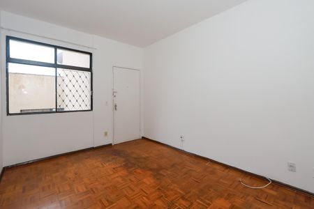 Apartamento para alugar com 70m², 2 quartos e 1 vagaSala