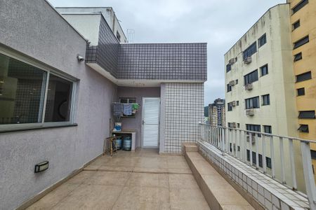 Apartamento para alugar com 130m², 3 quartos e 2 vagasVaranda
