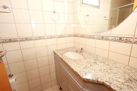 Apartamento para alugar com 105m², 3 quartos e 2 vagasBanheiro da Suíte