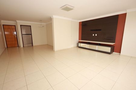Apartamento para alugar com 105m², 3 quartos e 2 vagasSala