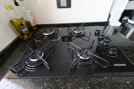 Apartamento à venda com 58m², 2 quartos e 1 vagaCozinha - Cooktop