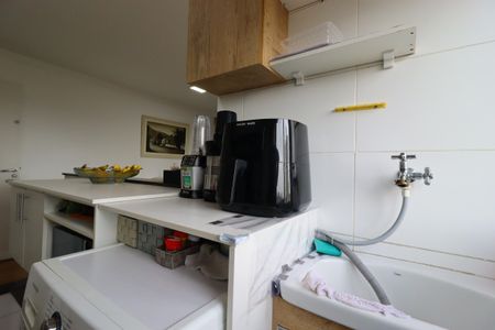 Apartamento à venda com 58m², 2 quartos e 1 vagaÁrea de Serviço