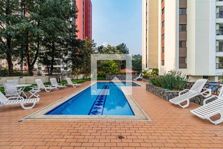 Apartamento à venda com 125m², 2 quartos e 3 vagasÁrea comum - Piscina
