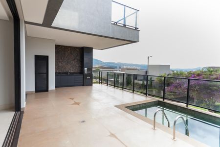 Casa à venda com 354m², 4 quartos e 8 vagasChurrasqueira