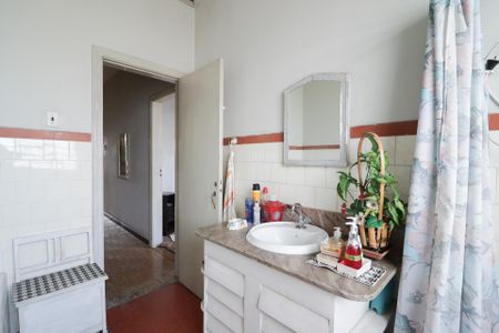 Casa à venda com 400m², 8 quartos e 8 vagasBanheiro Social