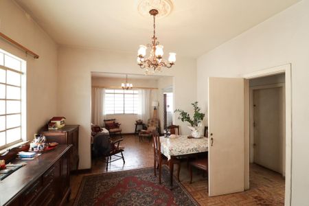 Casa à venda com 400m², 8 quartos e 8 vagasSala