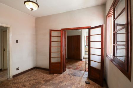 Casa à venda com 400m², 8 quartos e 8 vagasSuíte