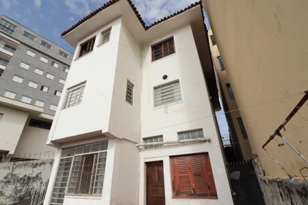Casa à venda com 400m², 8 quartos e 8 vagasQuintal