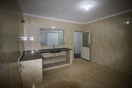Casa para alugar com 251m², 2 quartos e 4 vagasCozinha