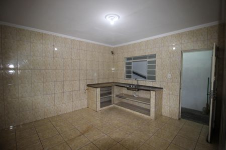 Casa para alugar com 251m², 2 quartos e 4 vagasCozinha