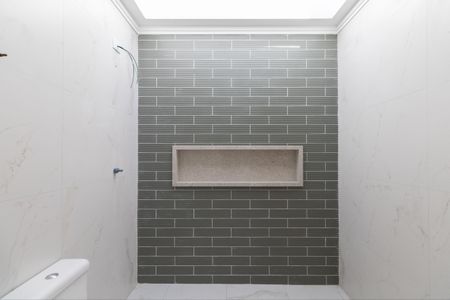 Casa à venda com 165m², 3 quartos e 3 vagasBanheiro Suíte 1