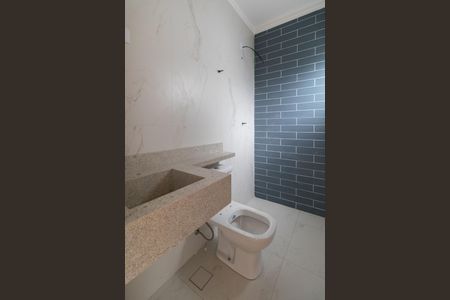 Casa à venda com 165m², 3 quartos e 3 vagasBanheiro Suíte 3