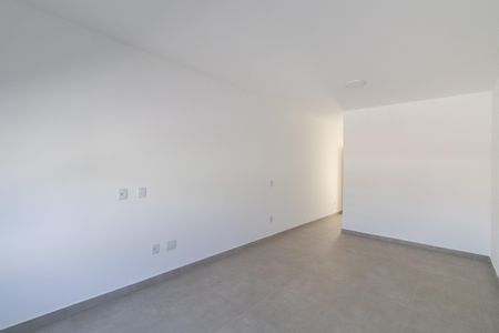 Casa à venda com 165m², 3 quartos e 3 vagasSuíte 1