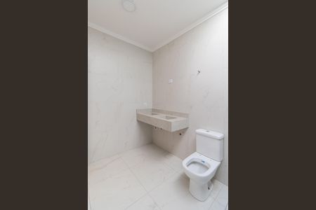 Casa à venda com 165m², 3 quartos e 3 vagasBanheiro Suíte 1