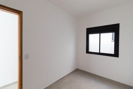 Casa à venda com 165m², 3 quartos e 3 vagasSuíte 2