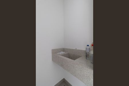 Casa à venda com 165m², 3 quartos e 3 vagasLavabo