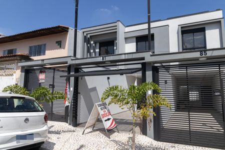 Casa à venda com 165m², 3 quartos e 3 vagasFachada
