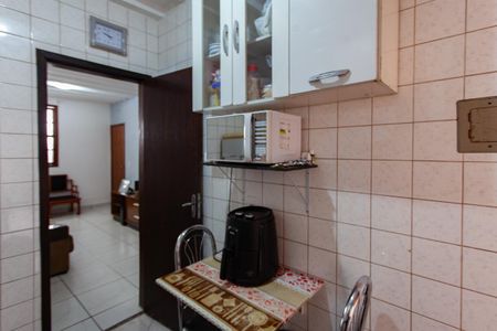 Casa à venda com 89m², 3 quartos e 1 vaga Casa à venda com 89m², 3 quartos e 1 vagaCozinha