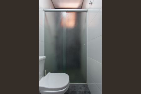 Casa à venda com 89m², 3 quartos e 1 vaga Casa à venda com 89m², 3 quartos e 1 vagaBanheiro