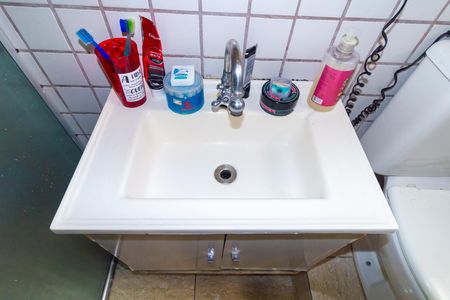 Apartamento à venda com 58m², 2 quartos e 1 vaga Apartamento à venda com 58m², 2 quartos e 1 vagaBanheiro