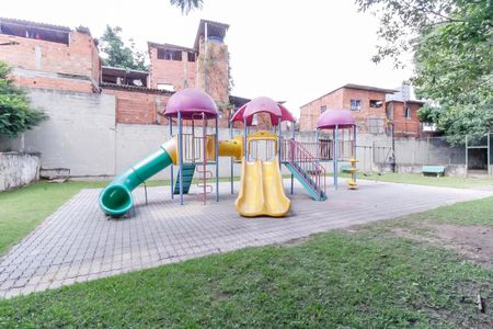 Apartamento à venda com 58m², 2 quartos e 1 vaga Apartamento à venda com 58m², 2 quartos e 1 vagaÁrea comum - Playground