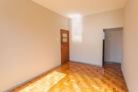 Apartamento à venda com 70m², 2 quartos e sem vagaSala