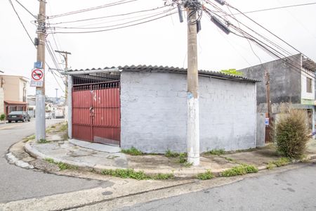 Casa à venda com 294m², 1 quarto e 2 vagas Casa à venda com 294m², 1 quarto e 2 vagasFachada