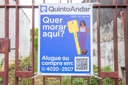 Casa à venda com 294m², 1 quarto e 2 vagas Casa à venda com 294m², 1 quarto e 2 vagasPlaca