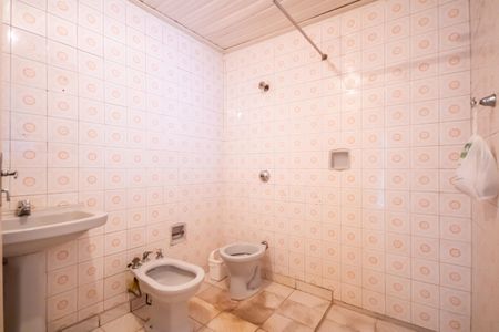 Casa à venda com 294m², 1 quarto e 2 vagas Casa à venda com 294m², 1 quarto e 2 vagasBanheiro