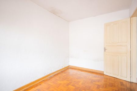 Casa à venda com 294m², 1 quarto e 2 vagas Casa à venda com 294m², 1 quarto e 2 vagasQuarto