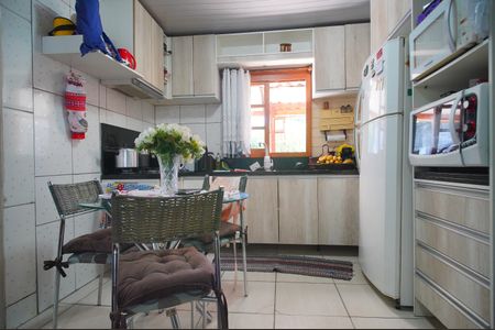 Casa à venda com 65m², 2 quartos e 2 vagasCozinha