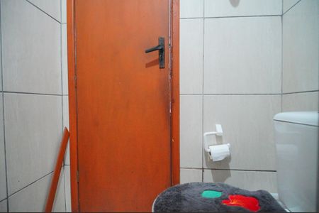 Casa à venda com 65m², 2 quartos e 2 vagasBanheiro