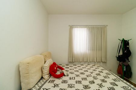 Casa à venda com 200m², 4 quartos e 2 vagas Casa à venda com 200m², 4 quartos e 2 vagasQuarto