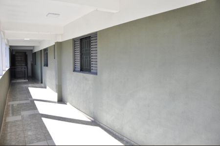 Apartamento para alugar com 130m², 2 quartos e sem vagaDetalhe - Corredor Externo