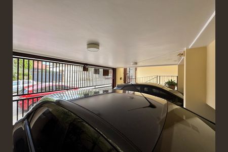 Casa à venda com 329m², 4 quartos e 3 vagas Casa à venda com 329m², 4 quartos e 3 vagasGaragem