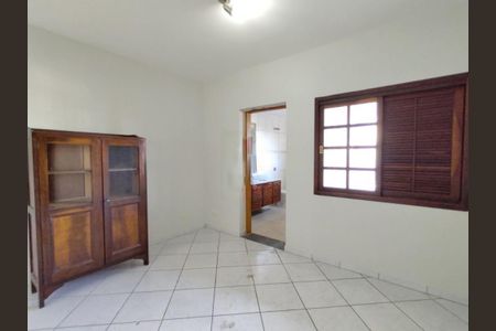 Casa à venda com 160m², 3 quartos e 4 vagas