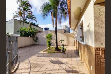 Casa à venda com 160m², 3 quartos e 4 vagas