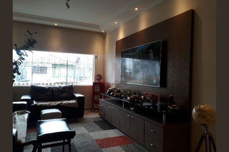 Casa à venda com 217m², 3 quartos e 3 vagas