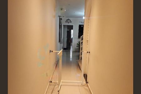 Casa à venda com 217m², 3 quartos e 3 vagas